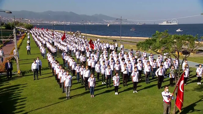 İzmir'in düşman işgalinden kurtuluşunun 98. yıl dönümünü kutlanıyor